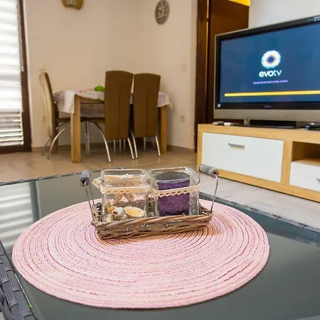 Obiteljska Kuca Za Odmor Futura Holiday home