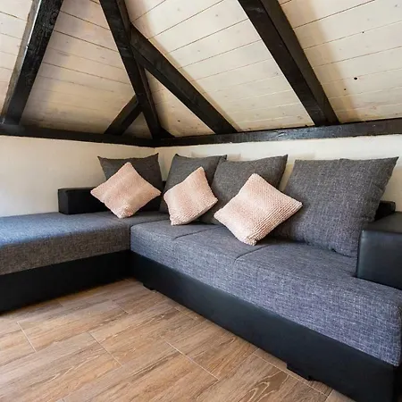 Obiteljska Kuca Za Odmor Futura Holiday home *